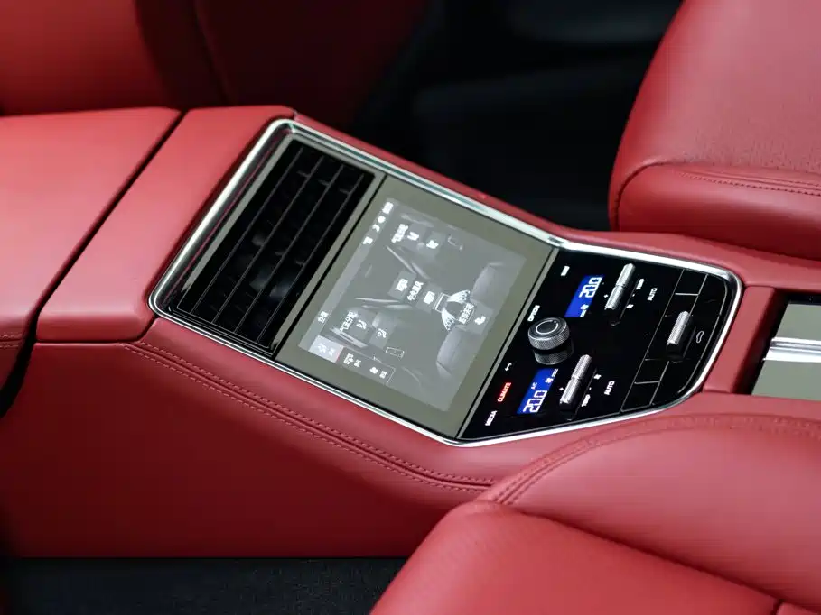 Porsche Panamera — фото 10