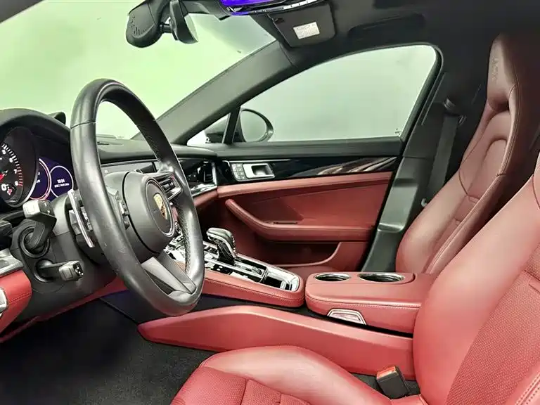 Porsche Panamera — фото 13