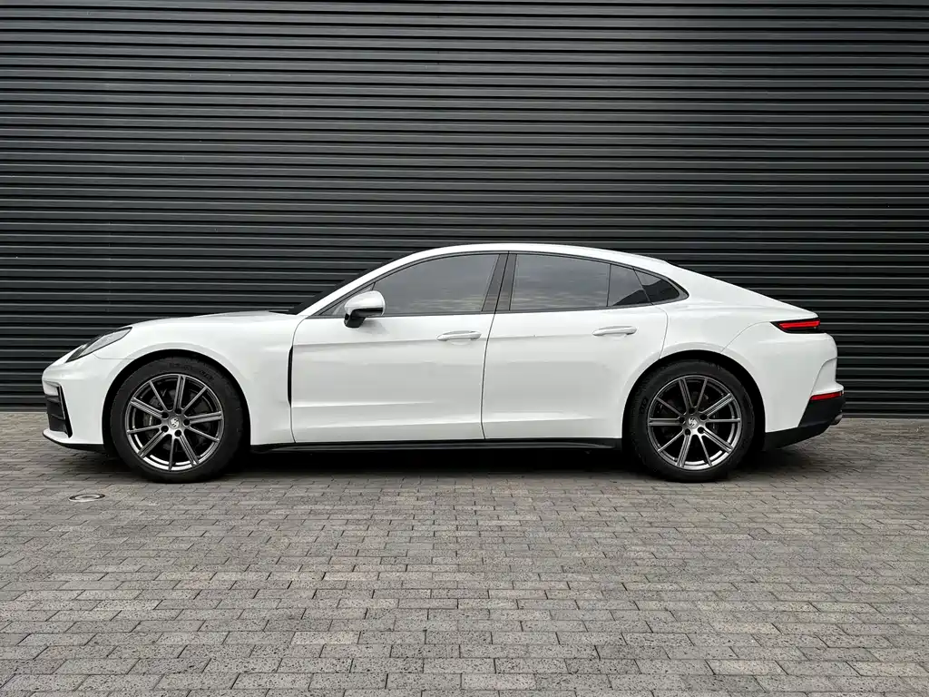 Porsche Panamera — фото 4