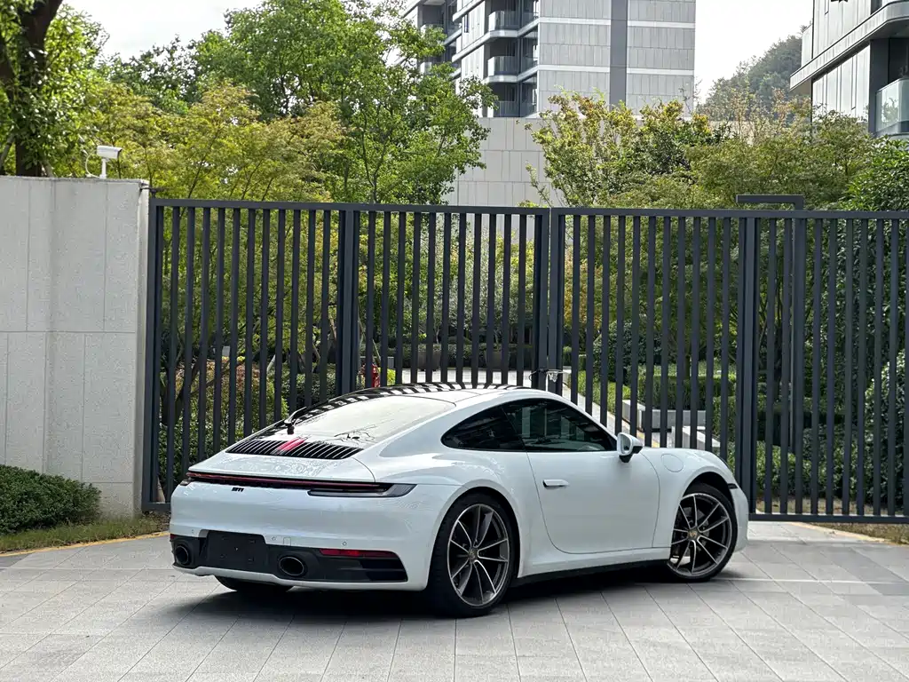 Porsche 911 — фото 4