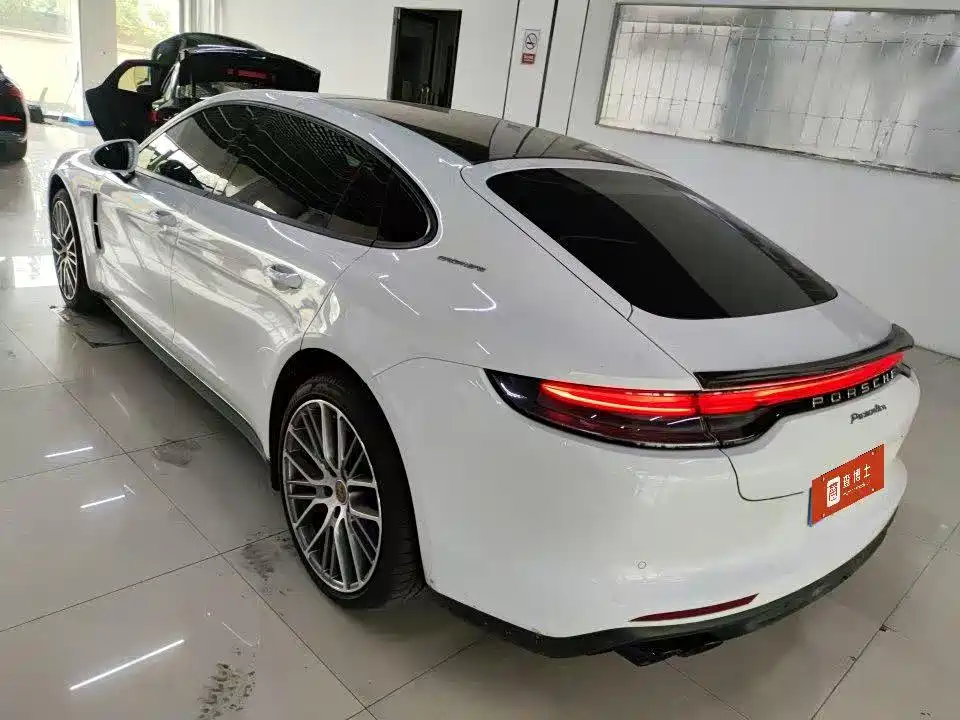 Porsche Panamera — фото 4