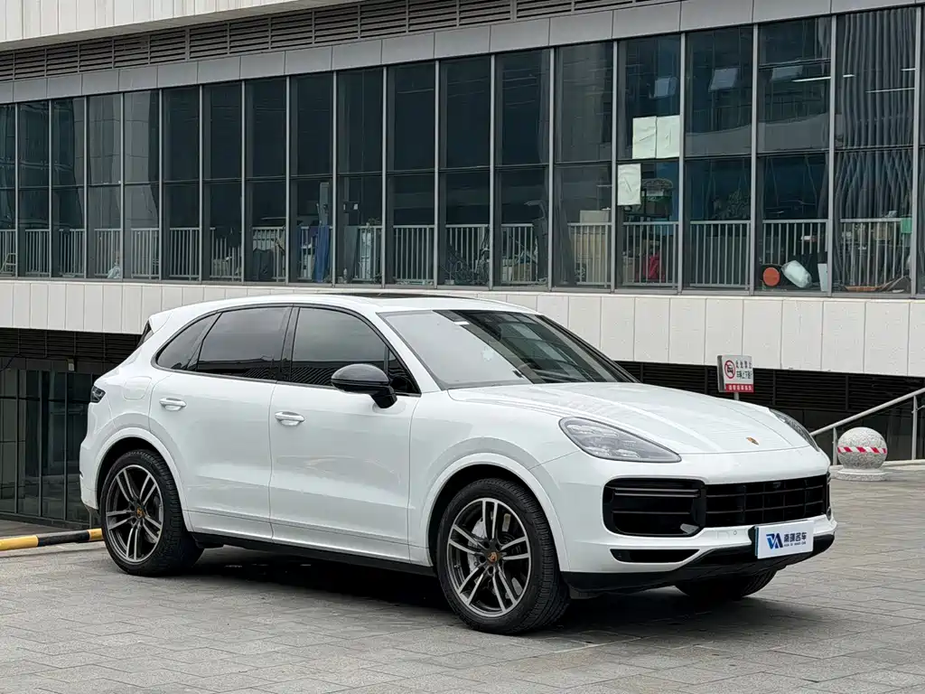 Porsche Cayenne — фото 4