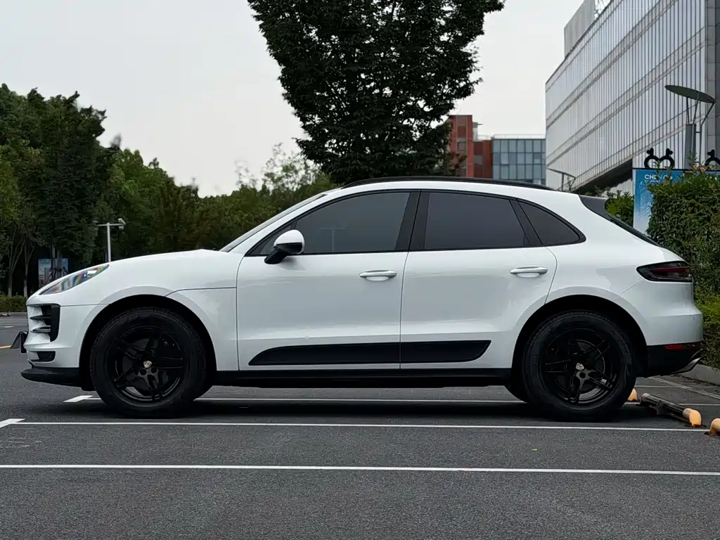 Porsche Macan — фото 3