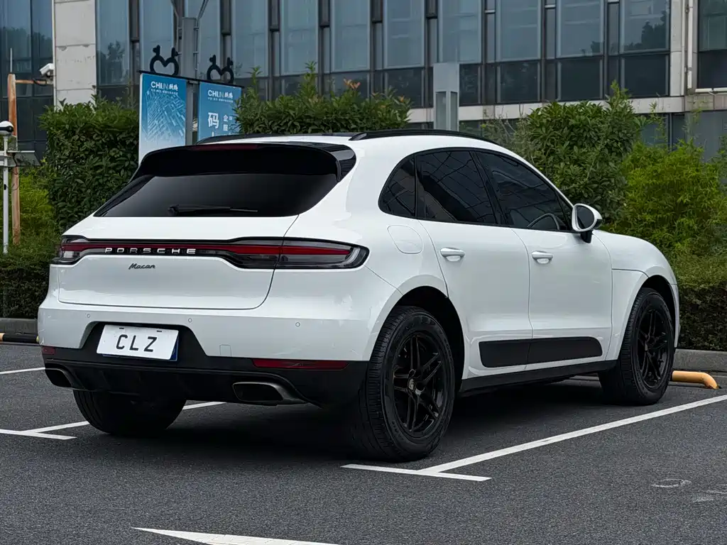 Porsche Macan — фото 4