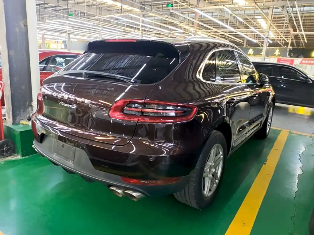 Porsche Macan — фото 7