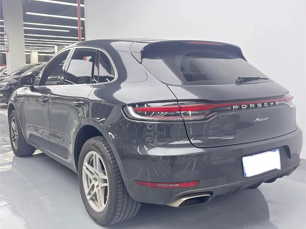 Porsche Macan — фото 10