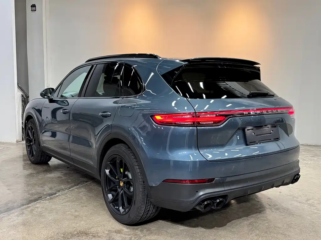 Porsche Cayenne Hybrid — фото 4