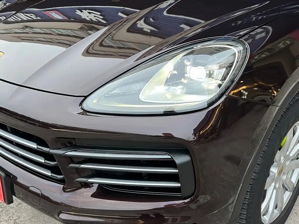 Porsche Cayenne Hybrid — фото 17