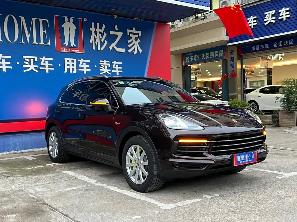 Porsche Cayenne Hybrid — фото 34