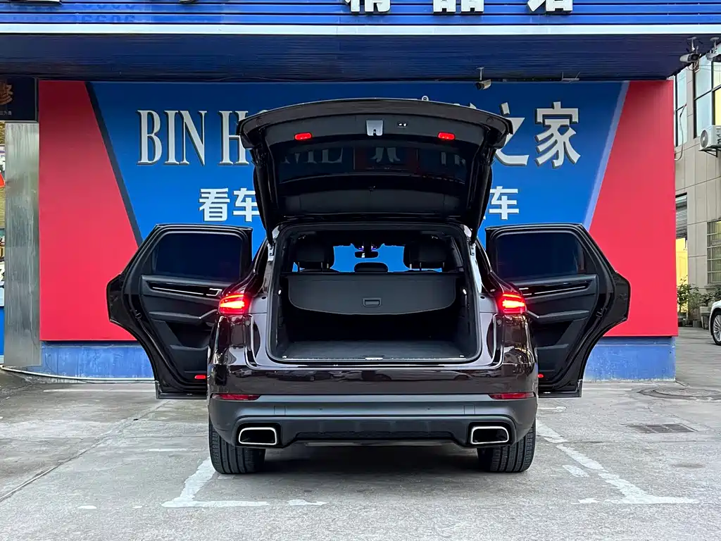 Porsche Cayenne Hybrid — фото 10