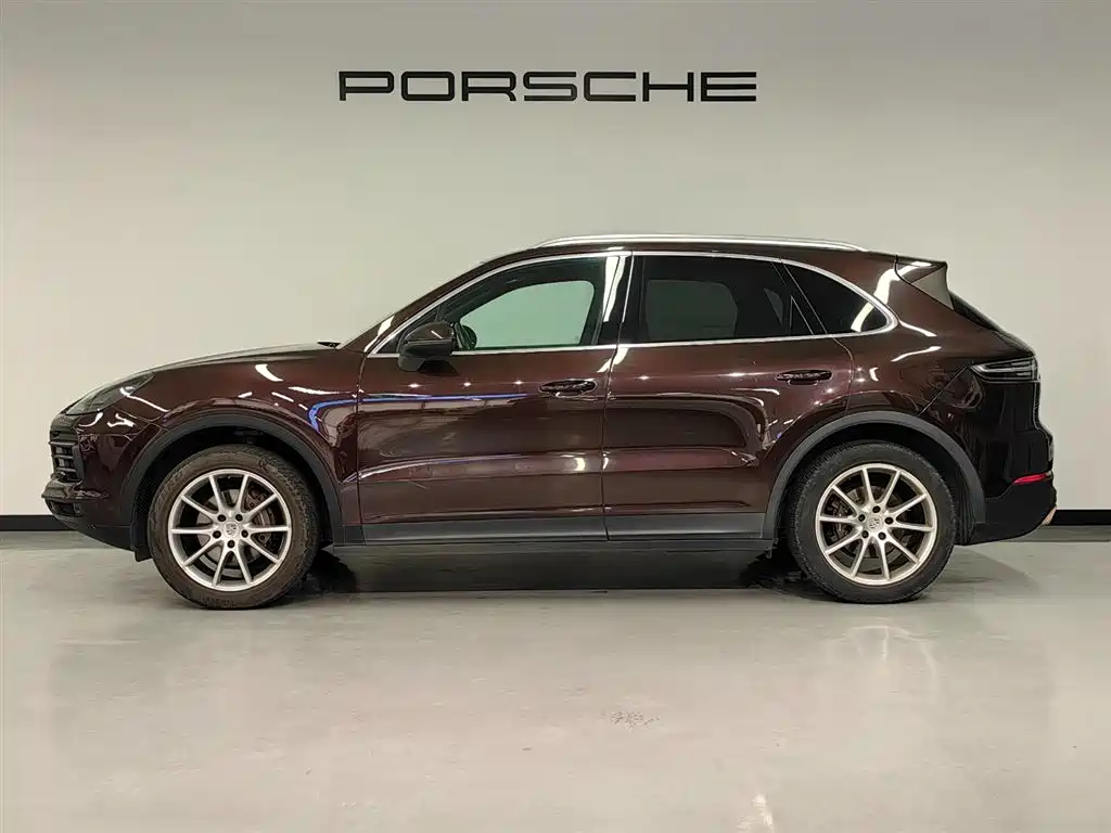 Porsche Cayenne — фото 2
