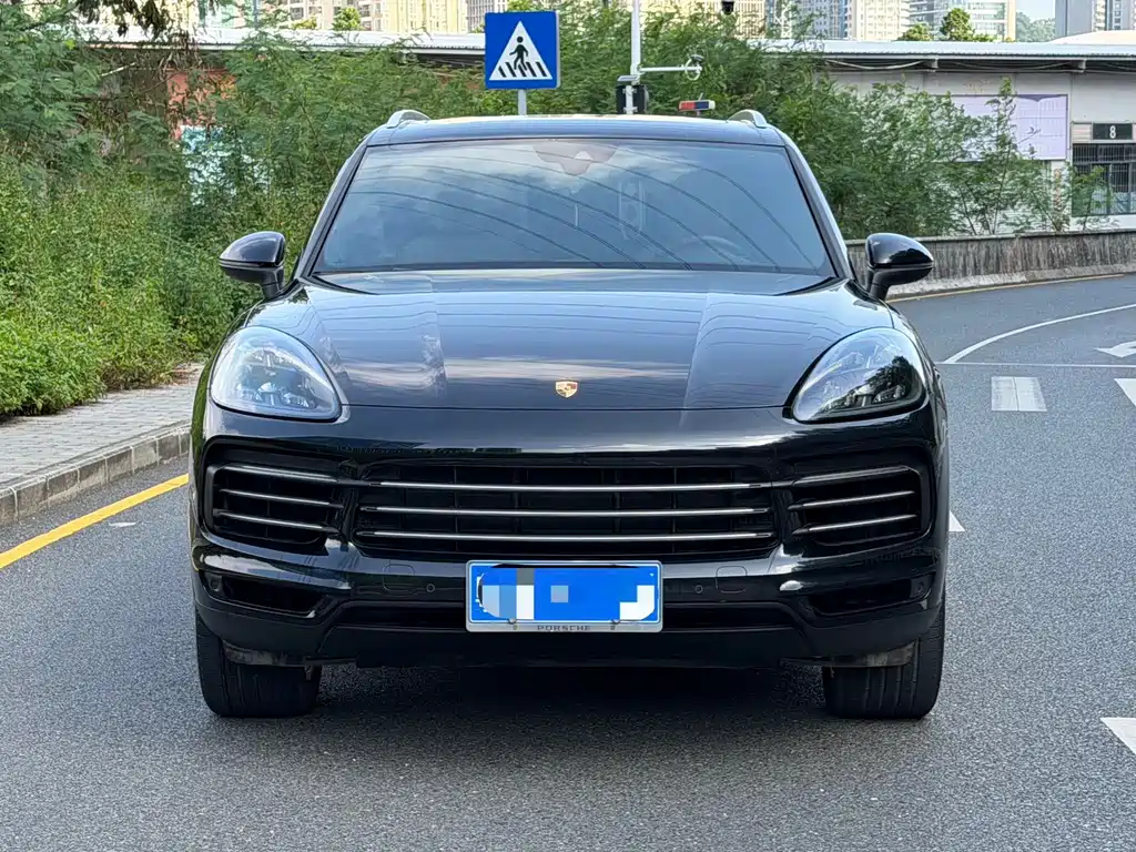 Porsche Cayenne — фото 2