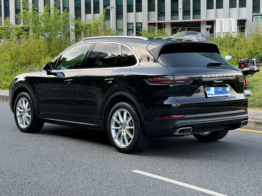 Porsche Cayenne — фото 6