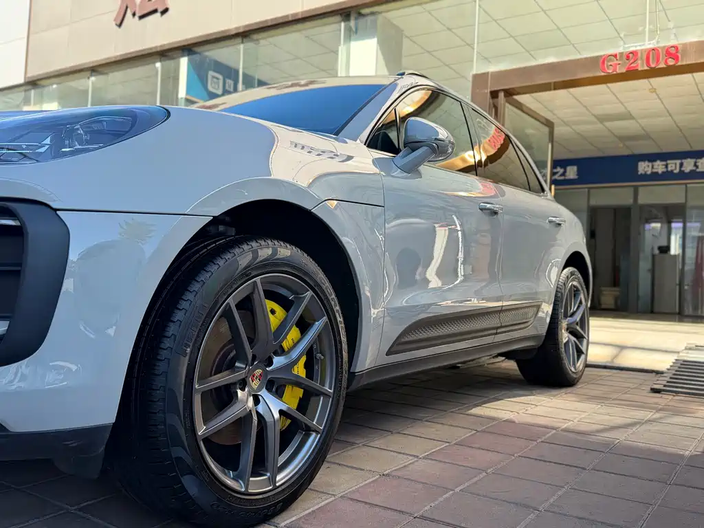 Porsche Macan — фото 2
