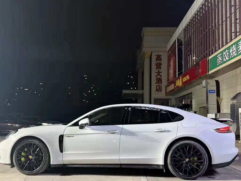 Porsche Panamera Hybrid — фото 3