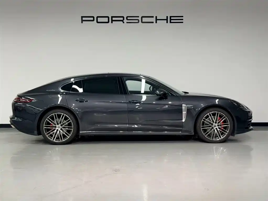 Porsche Panamera — фото 15