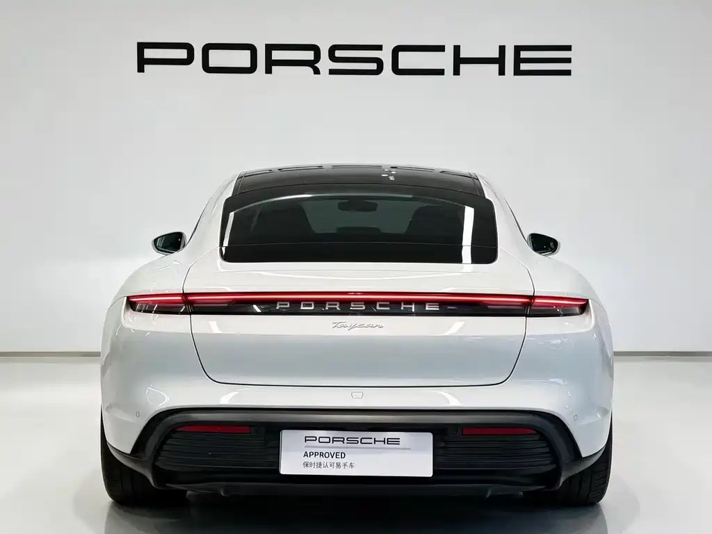 Porsche Taycan — фото 6