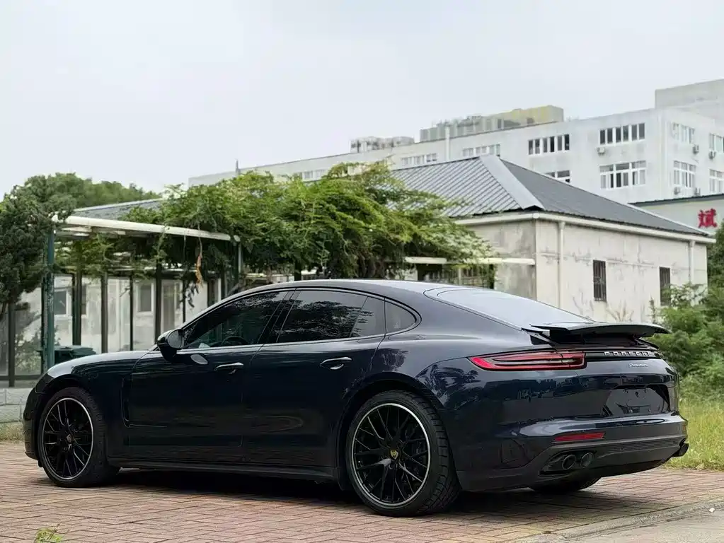 Porsche Panamera — фото 7