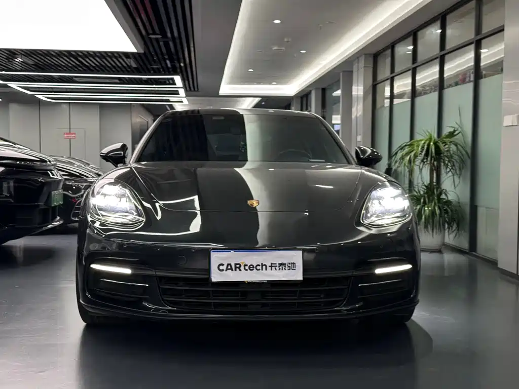 Porsche Panamera — фото 2
