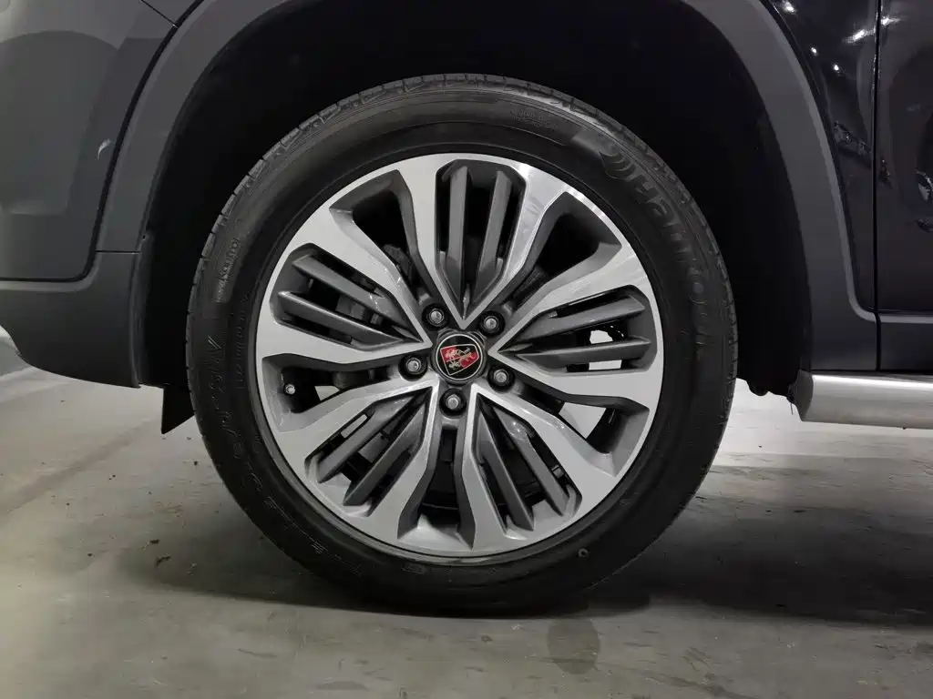 Roewe RX8 — фото 17