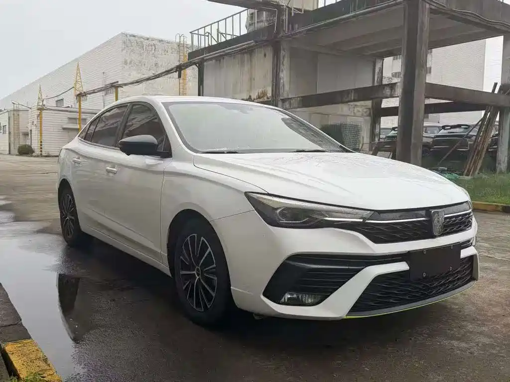 Roewe i5 — фото 2