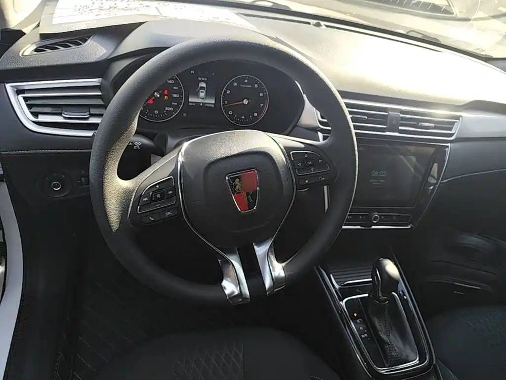 Roewe i5 — фото 11