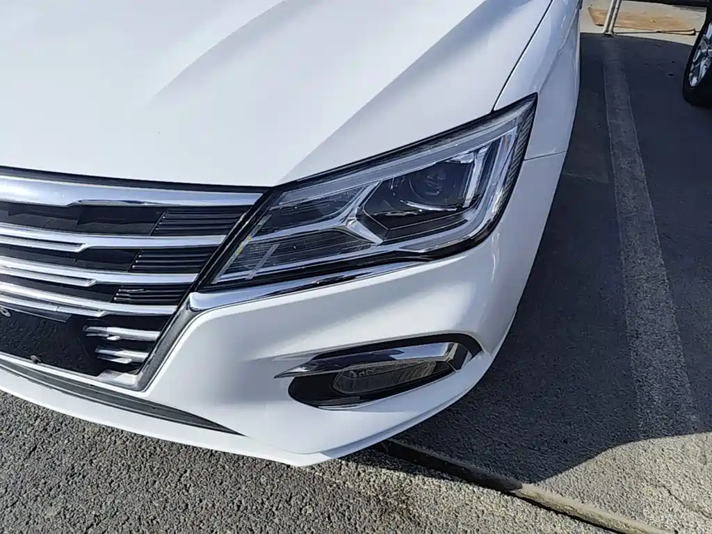 Roewe i5 — фото 24