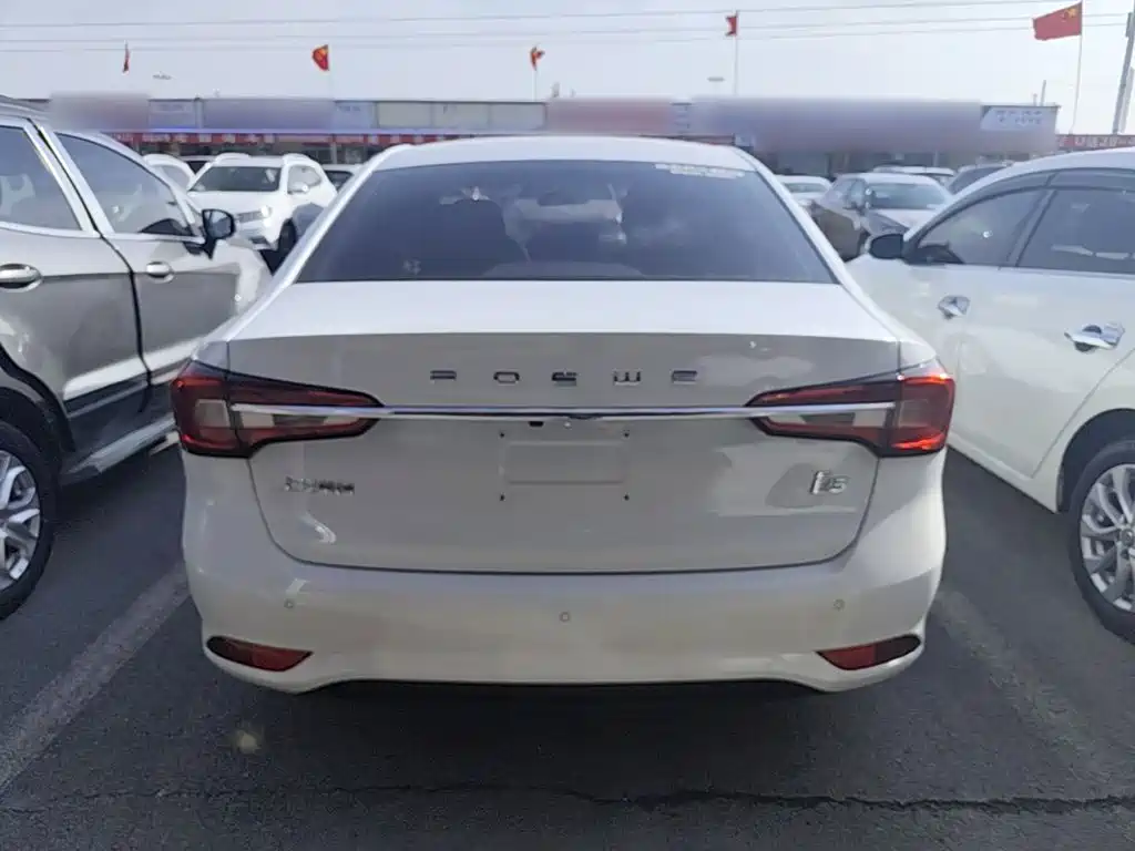 Roewe i5 — фото 6