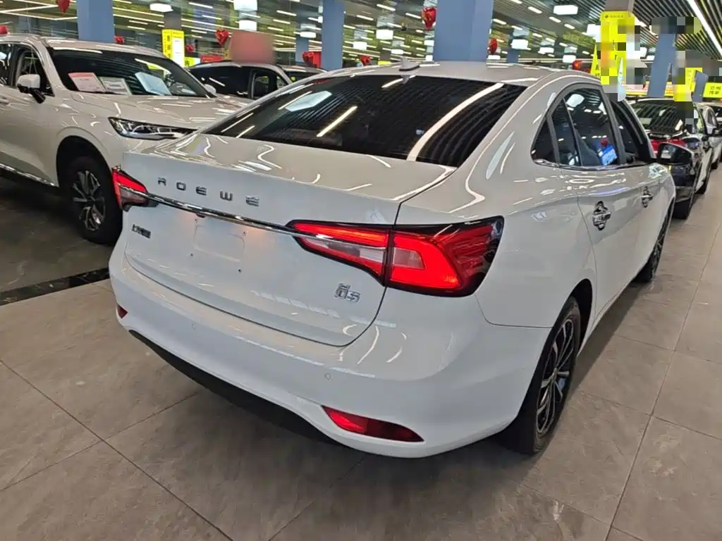 Roewe i5 — фото 7