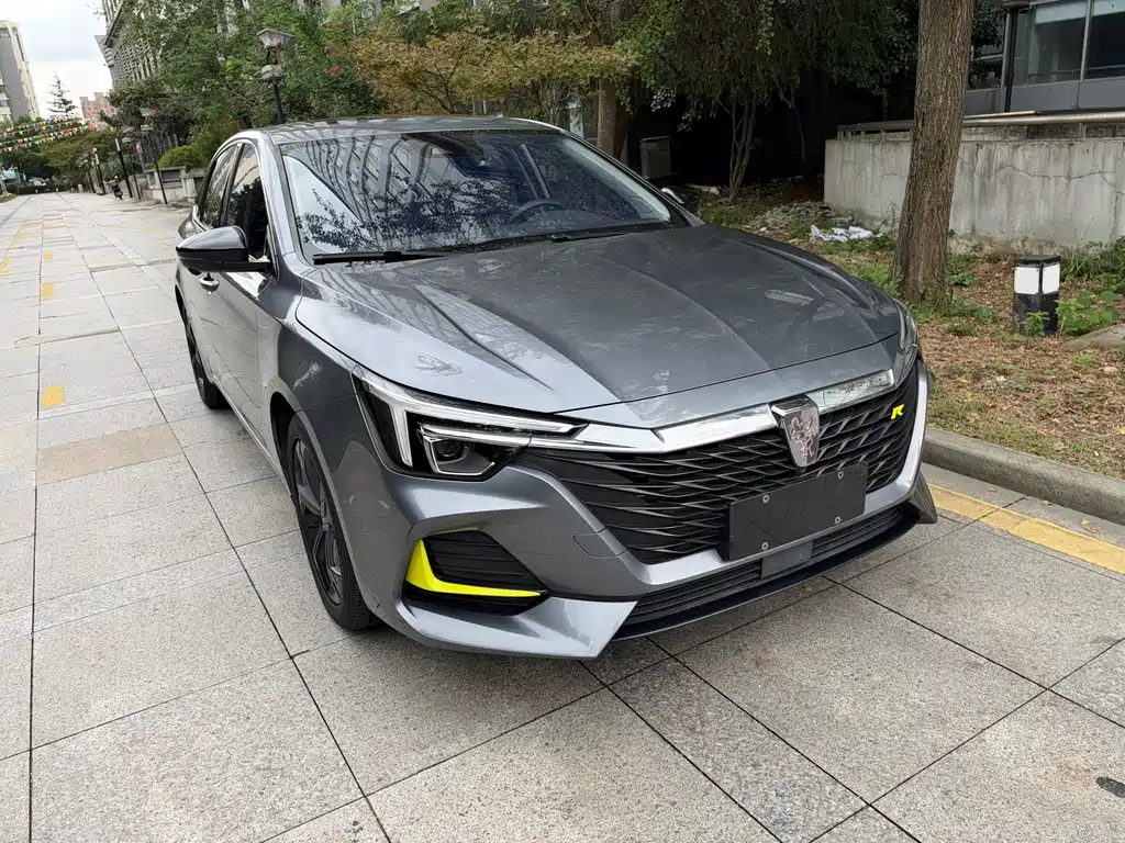 Roewe i6 MAX — фото 3