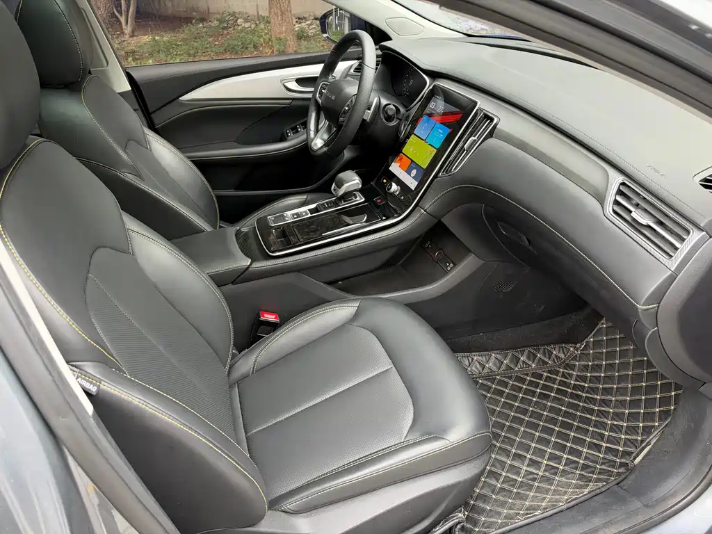 Roewe i6 MAX — фото 6