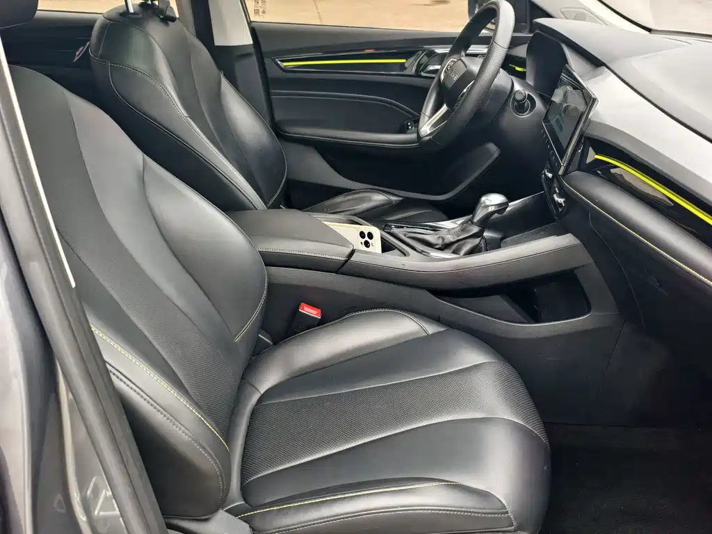 Roewe i5 — фото 8