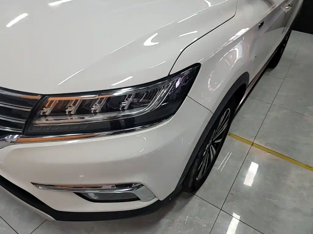 Roewe RX5 — фото 24