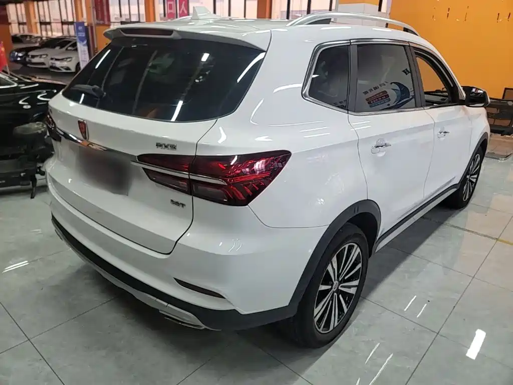 Roewe RX5 — фото 7
