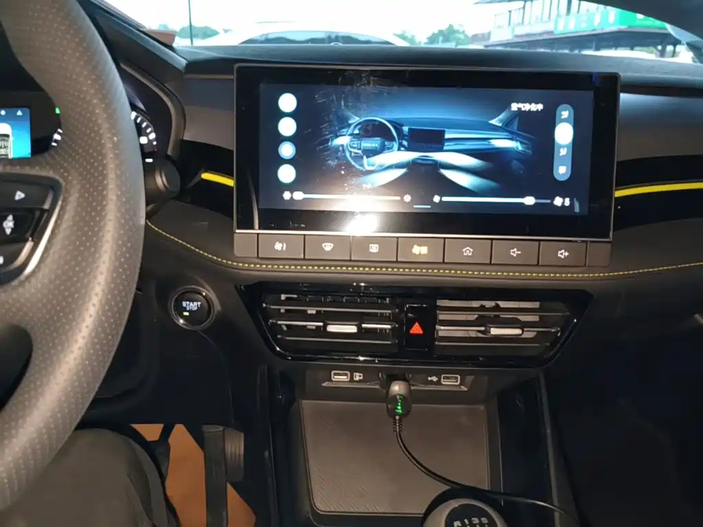 Roewe i5 — фото 13