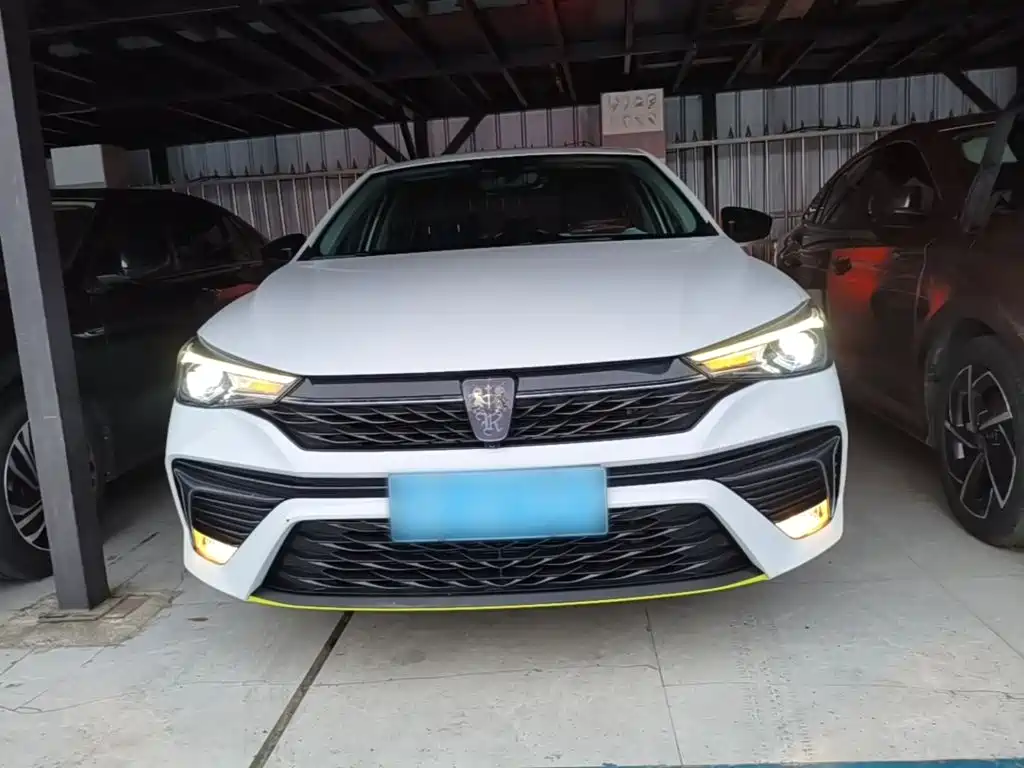 Roewe i5 — фото 3