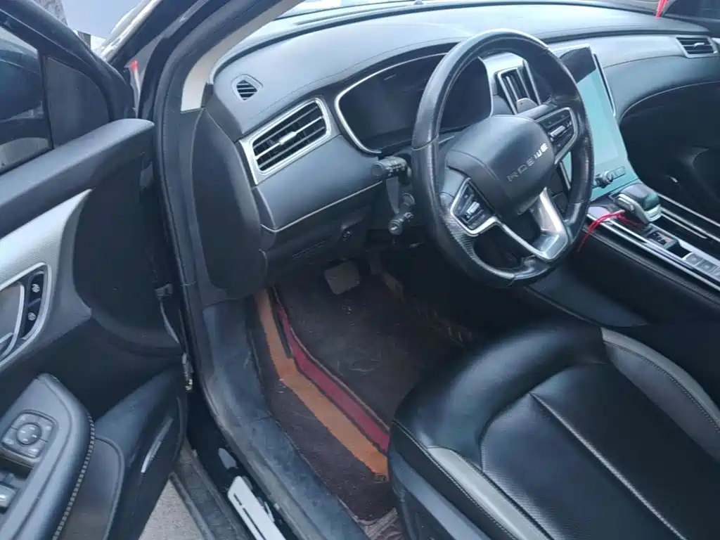 Roewe i6 MAX — фото 21