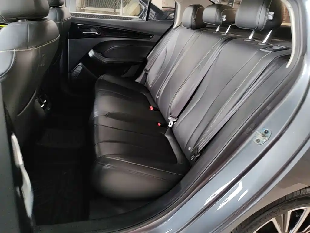 Roewe i5 — фото 17
