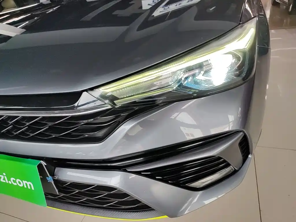 Roewe i5 — фото 24