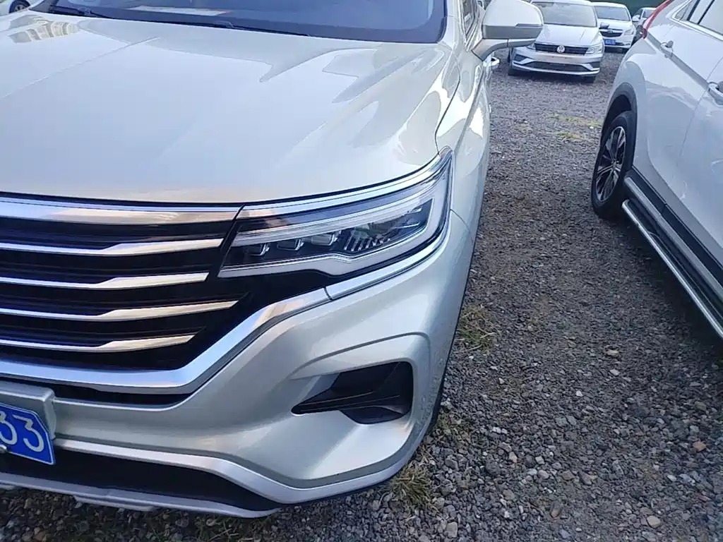 Roewe RX5 MAX — фото 24