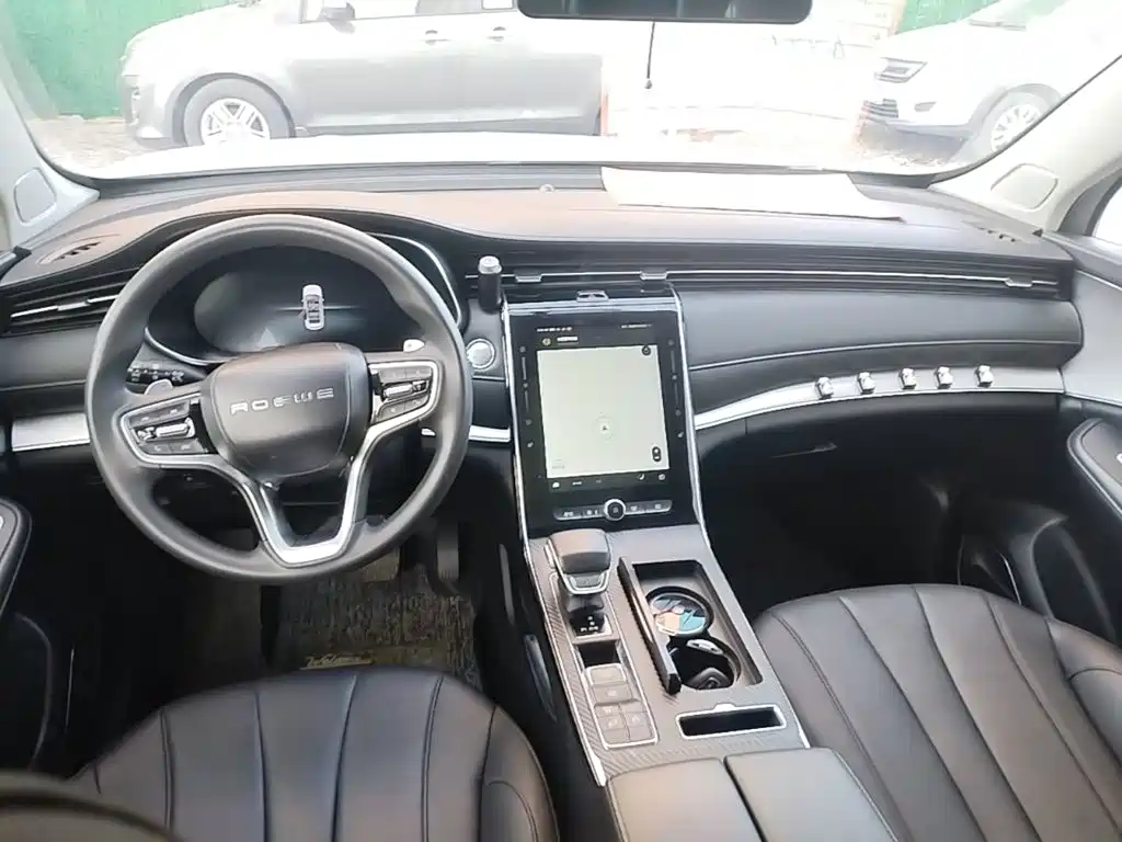 Roewe RX5 MAX — фото 10