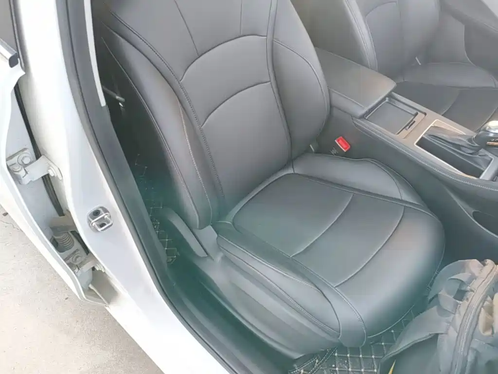 Roewe i5 — фото 25
