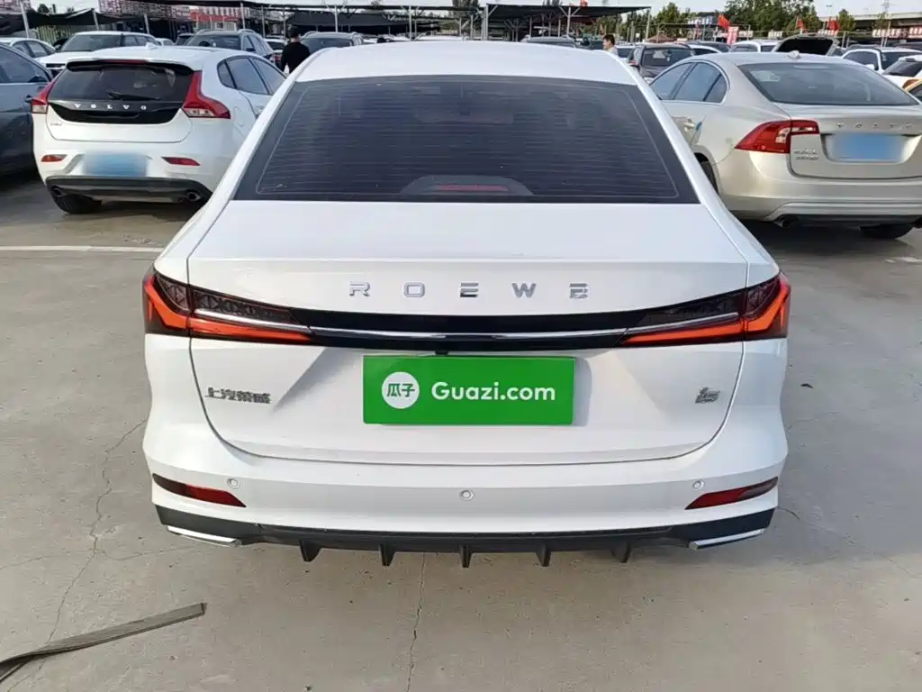 Roewe i5 — фото 6