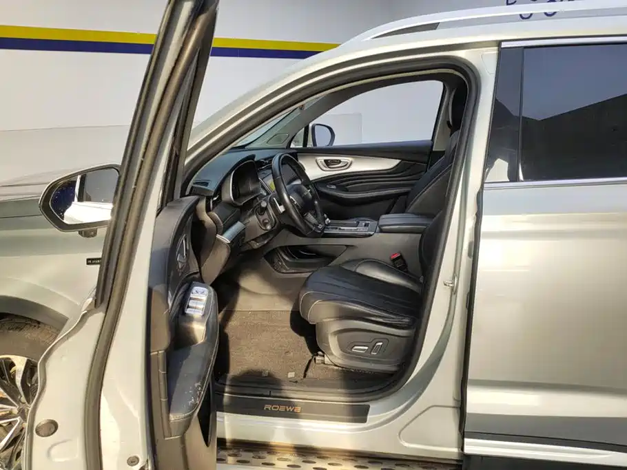Roewe RX5 eMAX — фото 9