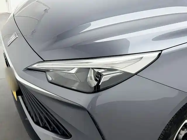 Roewe i5 — фото 15