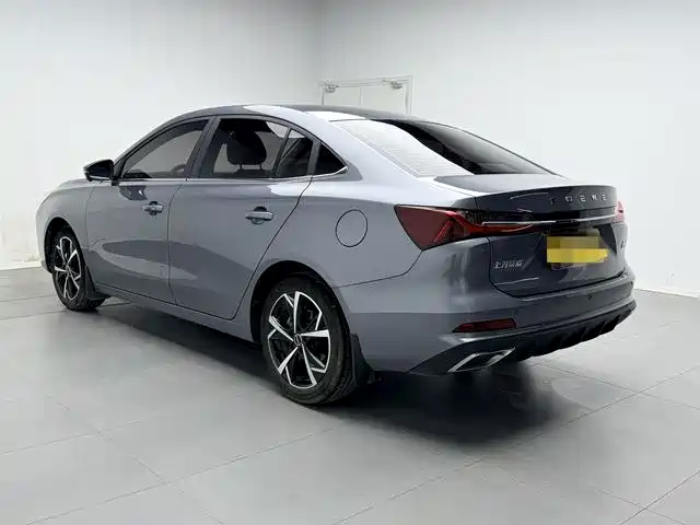 Roewe i5 — фото 4