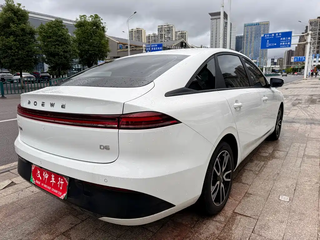 Roewe D6 — фото 4