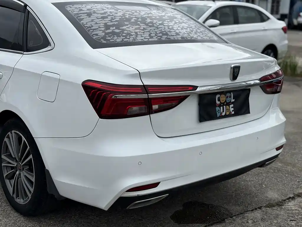 Roewe i6 Classic — фото 10