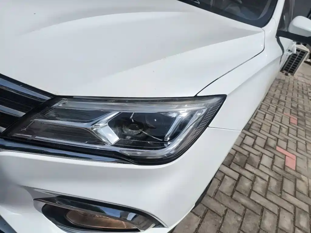 Roewe i5 — фото 24