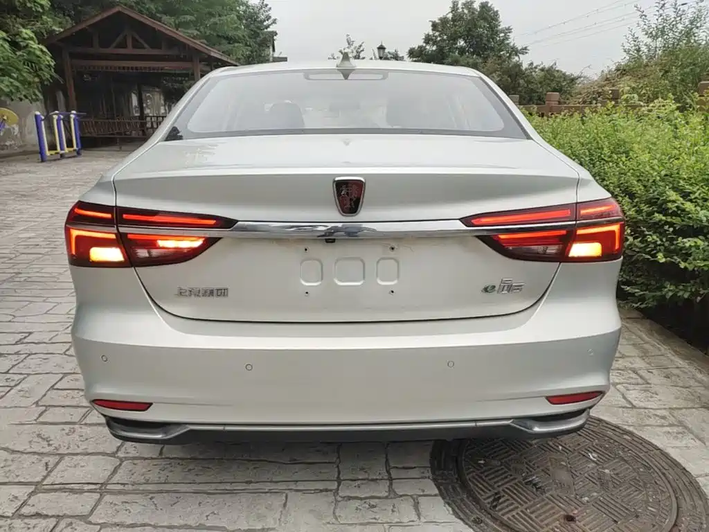Roewe i6 New Energy — фото 6